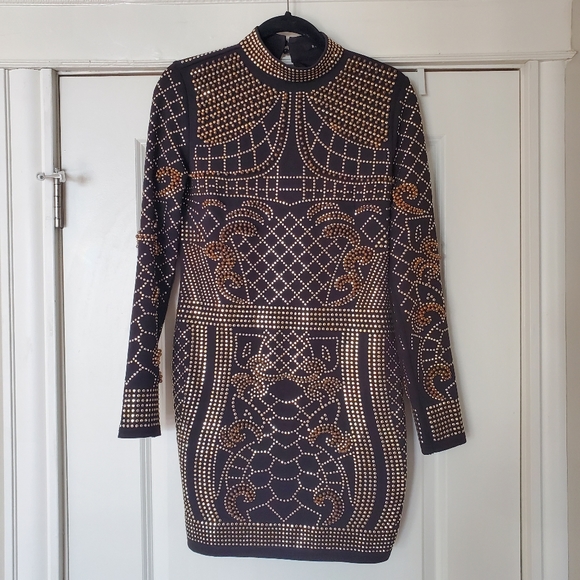 Banjul beaded dress - Picture 14 of 15